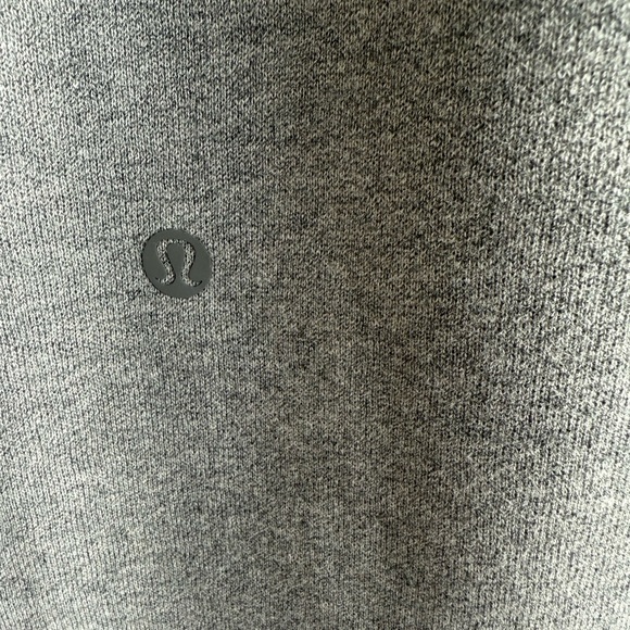 NWT - Lululemon Scuba Mid-Rise Oversized - Picture 14 of 16
